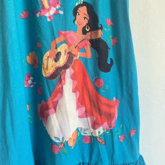 Disney Elena of Avalor nightgown 9/10 - Picture 5 of 8